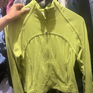 Lululemon Define Cropped Jacket, Ribbed in Green Size 10